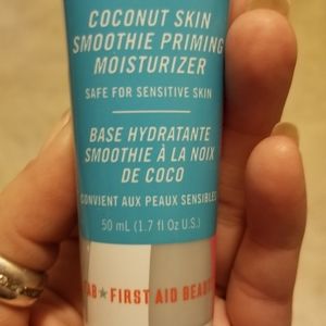 First aid brand primer and moisturizer